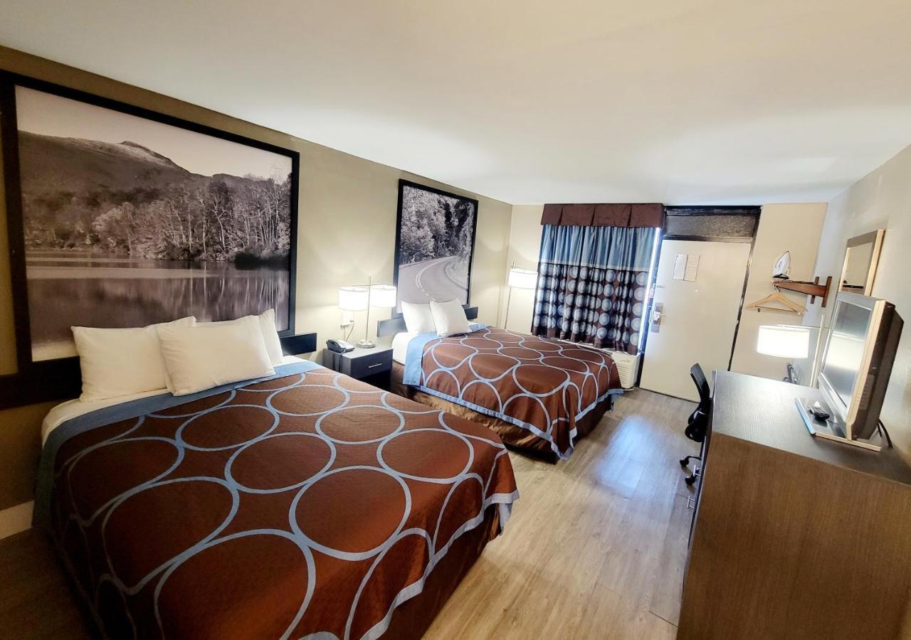 Super 8 By Wyndham Marion Nc Hotel Buitenkant foto