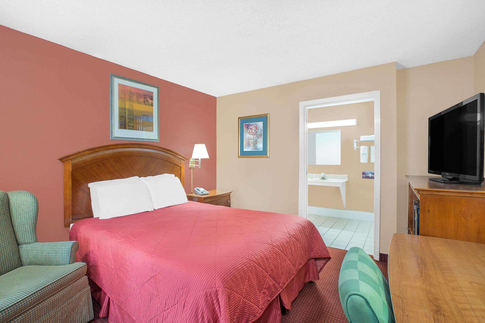 Super 8 By Wyndham Marion Nc Hotel Buitenkant foto